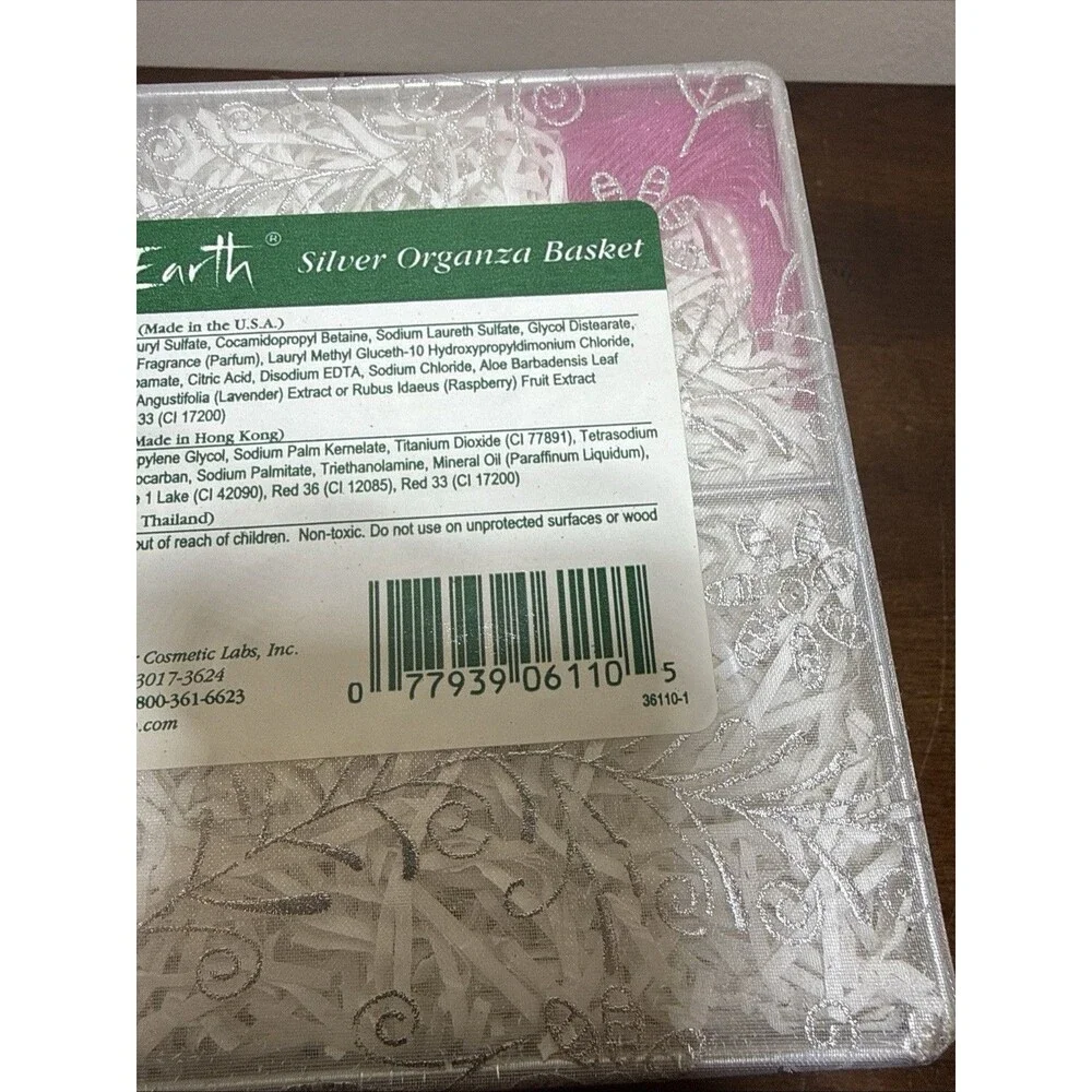 Vintage Bath Body And Earth Bath Gift Set Raspberry Soap Body Wash Potpourri